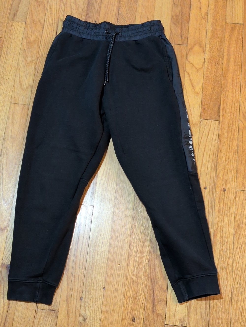 H&M men's Black Jogger Sweatpants with Drawstring XS